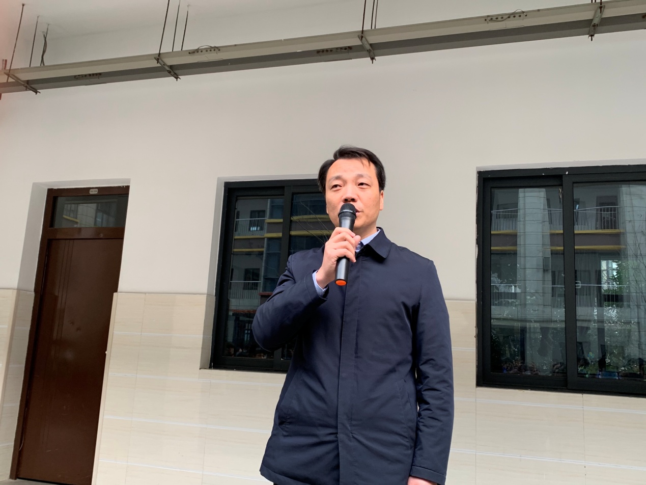 晨勉12_html_1ed52194.jpg
