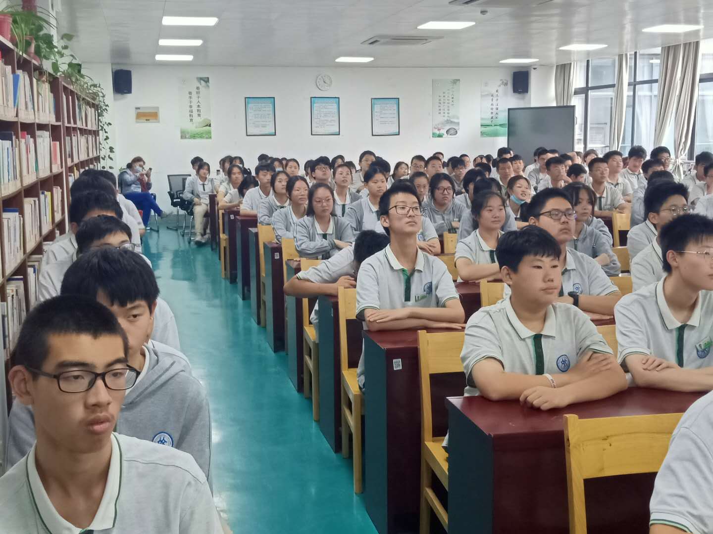 20210625学生接受四史教育汇总_html_m516e1ba0.jpg