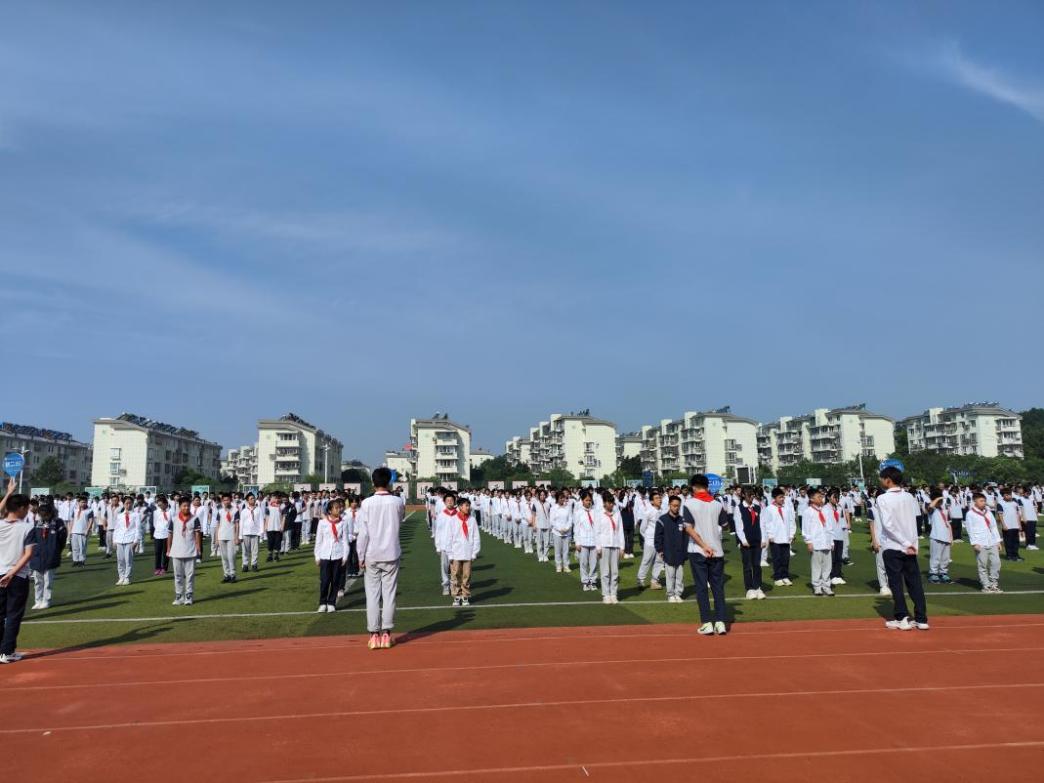 2升旗仪式报道20230918(1)_html_m79fcd7c4.jpg