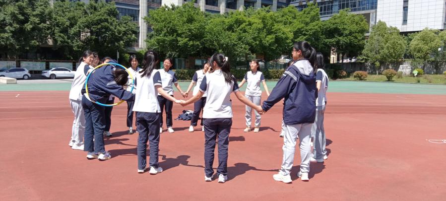 融进心育——实处尧化初三团辅_html_mb9bd6cd.jpg