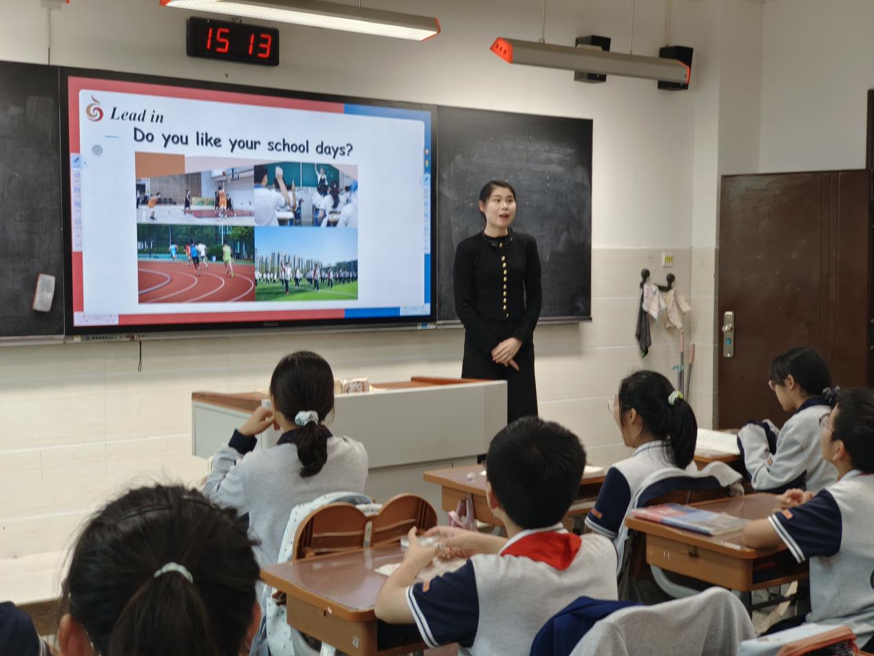 10.21 新教师汇报课英语组_html_mc1ff30f.jpg