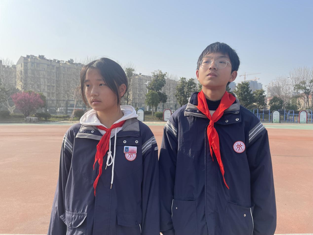 4升旗仪式报道20230306_html_6a3d3cf7.jpg
