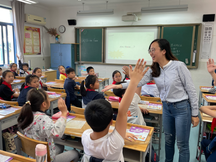 聚焦主题语境，提升阅读能力(2)_html_m772cb041.png
