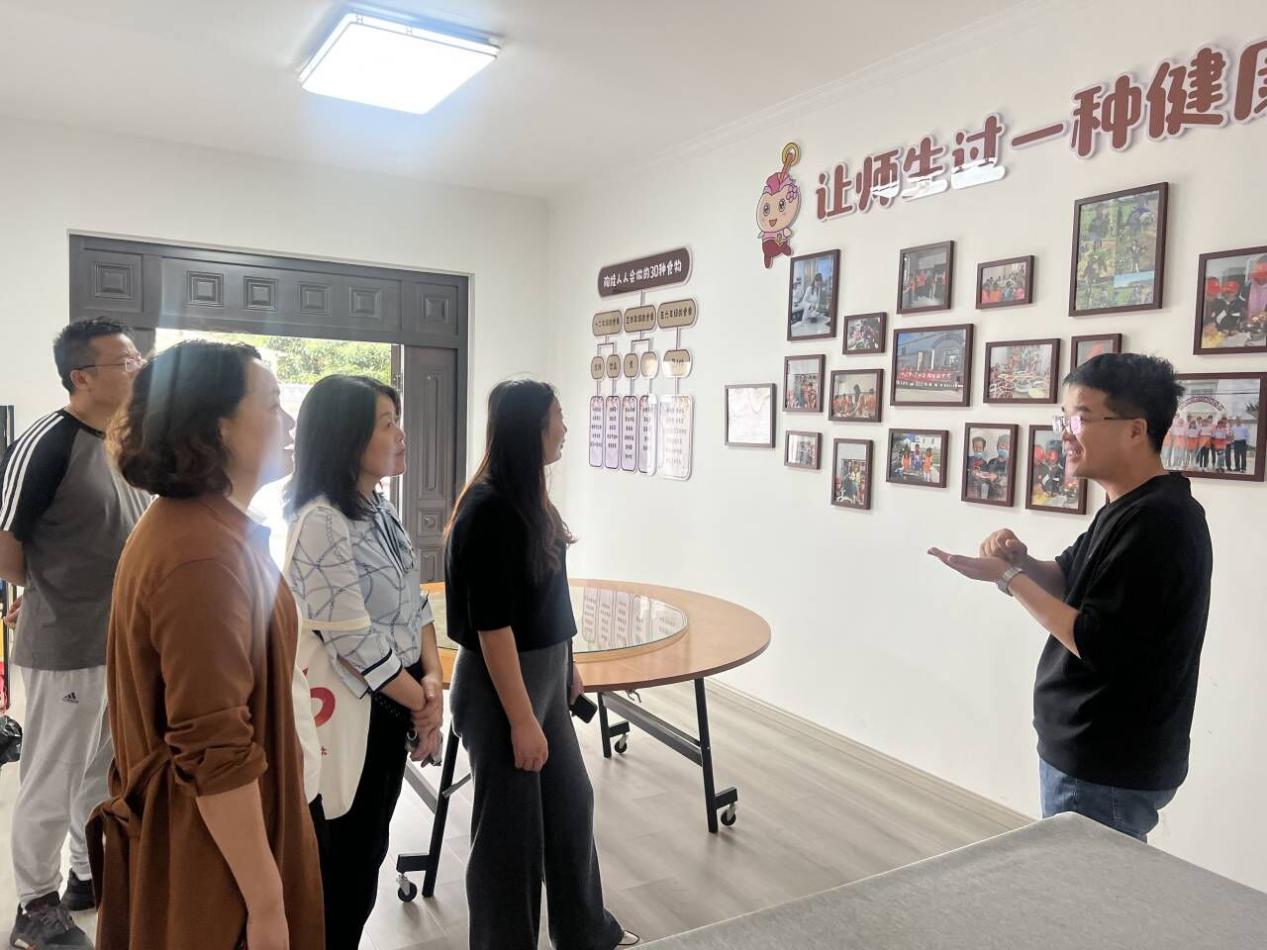 指向劳动_html_m6cf7a5cc.jpg