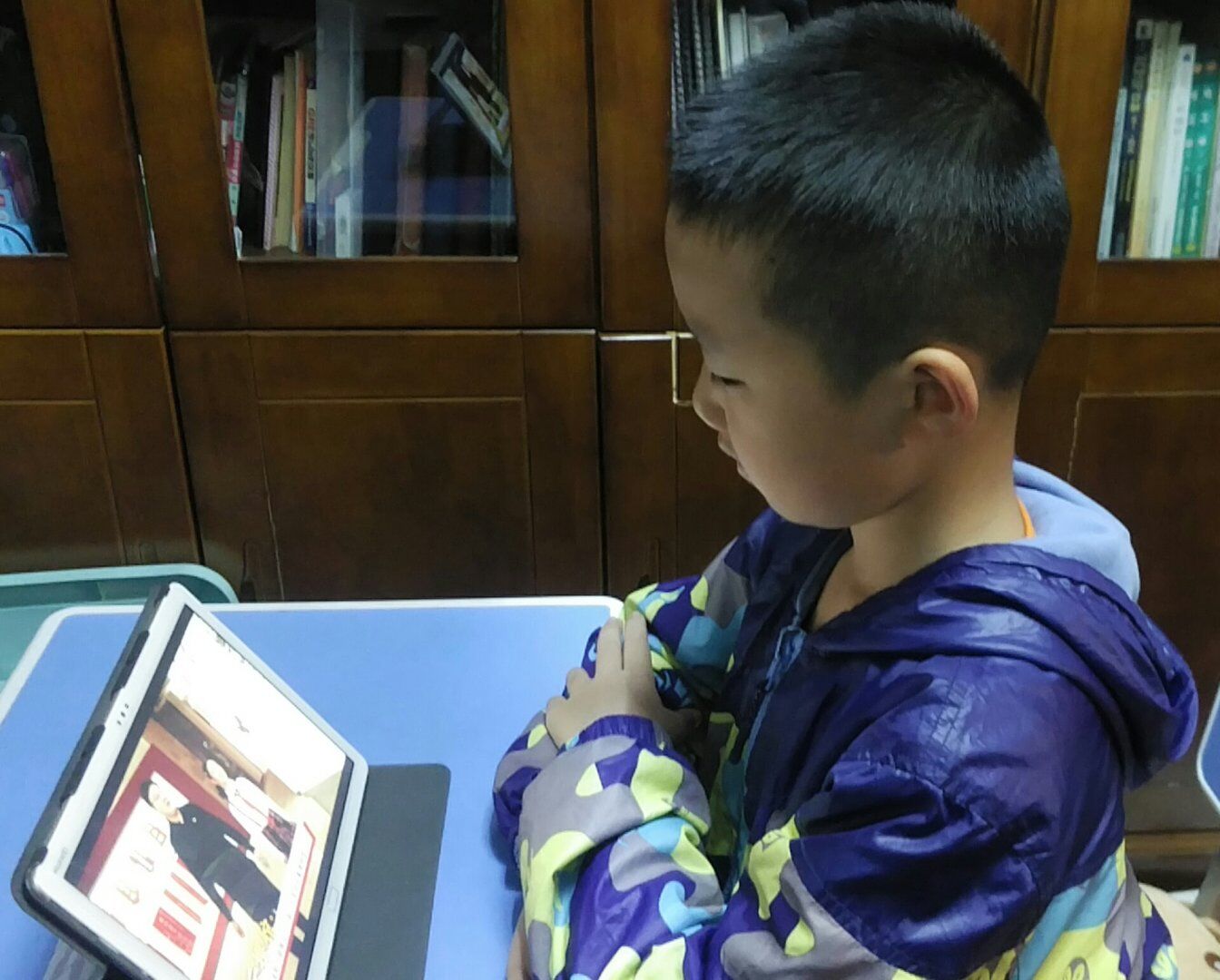 云队课_html_mb1c7015.jpg