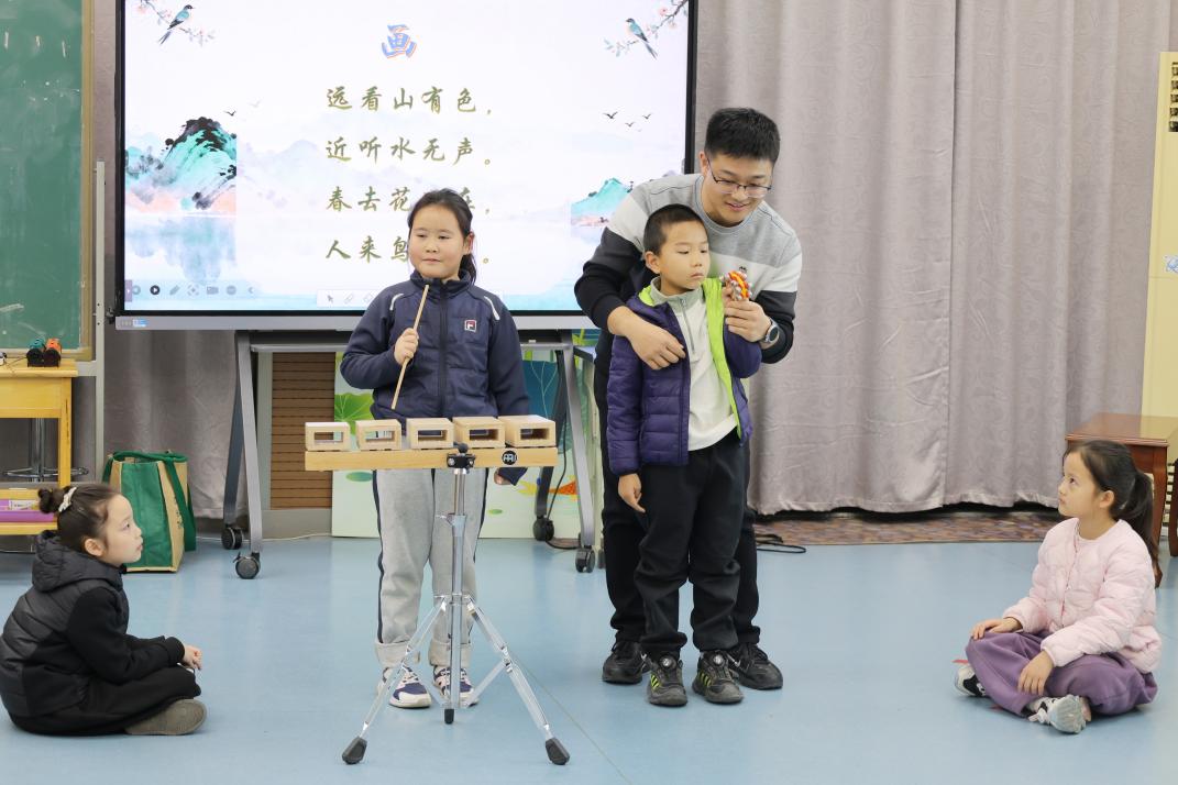 2025.12.4 音乐教研活动新闻稿(晓院附小)修改版_html_m521e337e.jpg