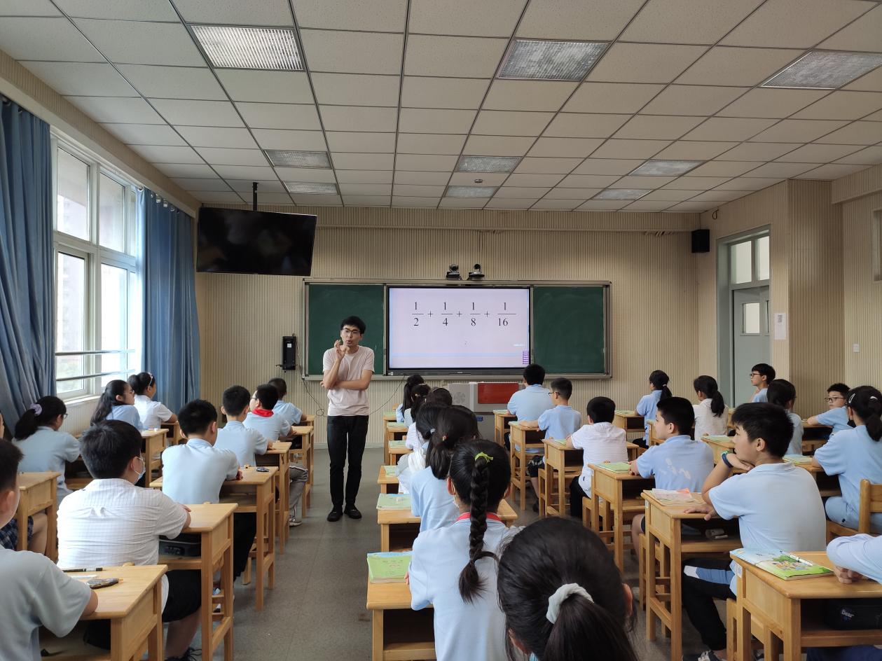 五年级数学教研报道_html_4b09dcd.jpg