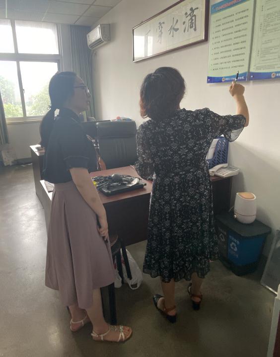 秉承规范办学 办人民满意的教育_html_6986ed08.jpg