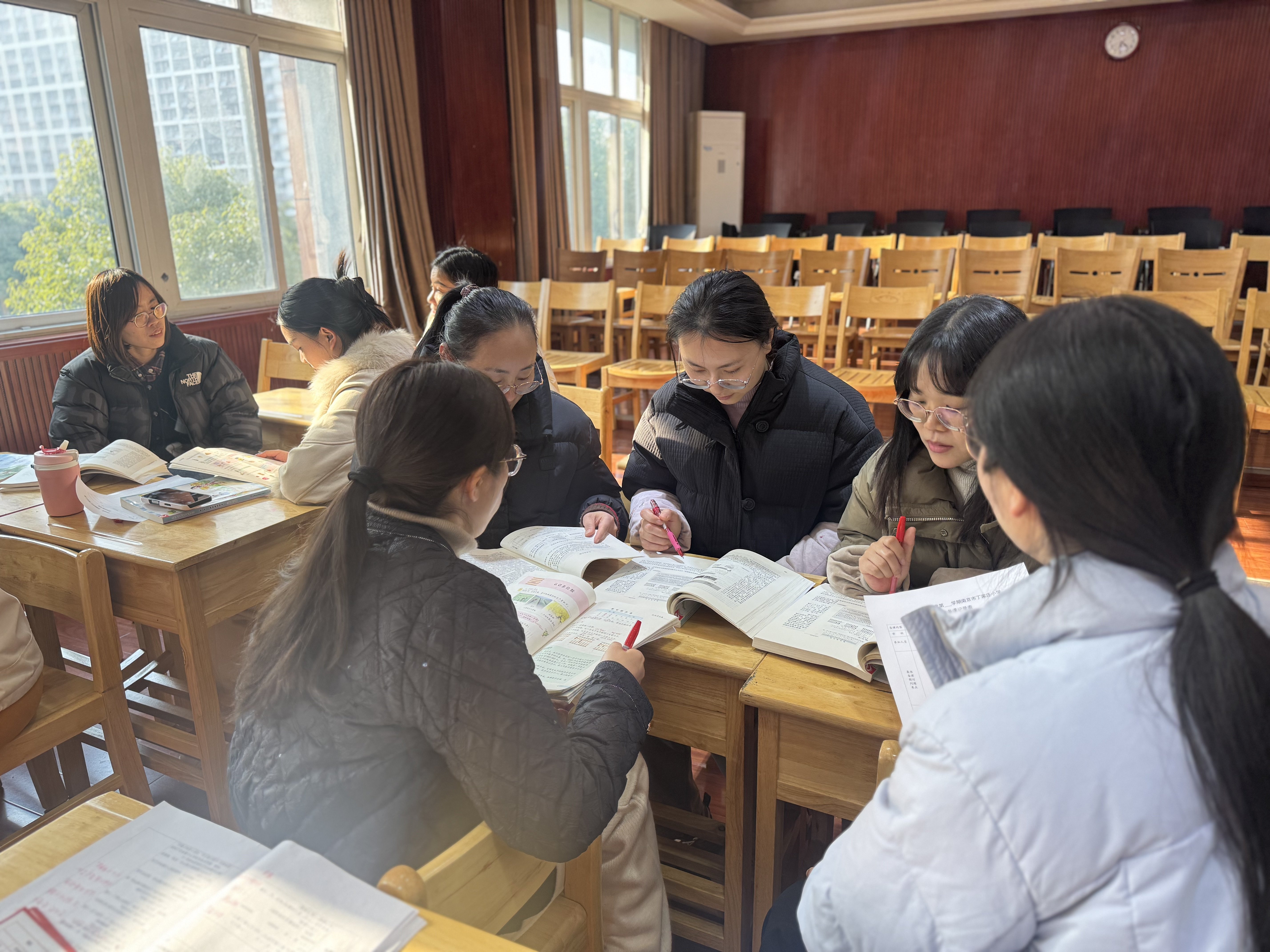 2.19数学集体备课报道_html_m37b14d9d.jpg