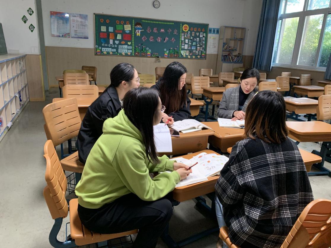 数学集体备课报道_html_6e997fa8.jpg