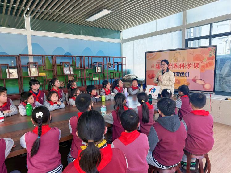 【丁香汉声·学生成长营】踏春学农，劳动润心_html_m1ef6a29b.jpg
