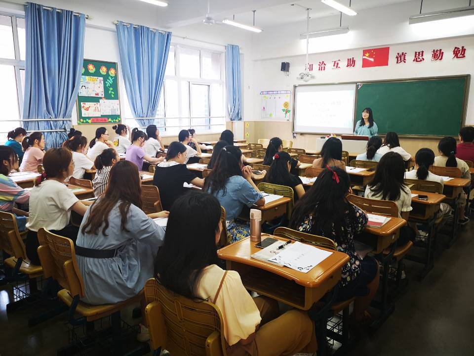 新建 DOCX 文档_html_42f8c604.jpg