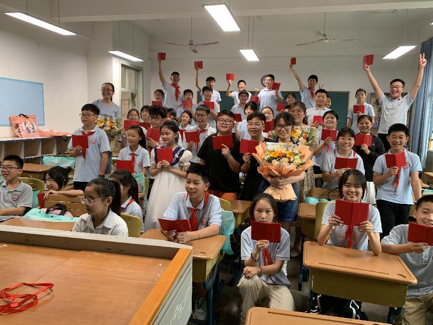 与榜样同行——刘同赛_html_m210e4b39.jpg