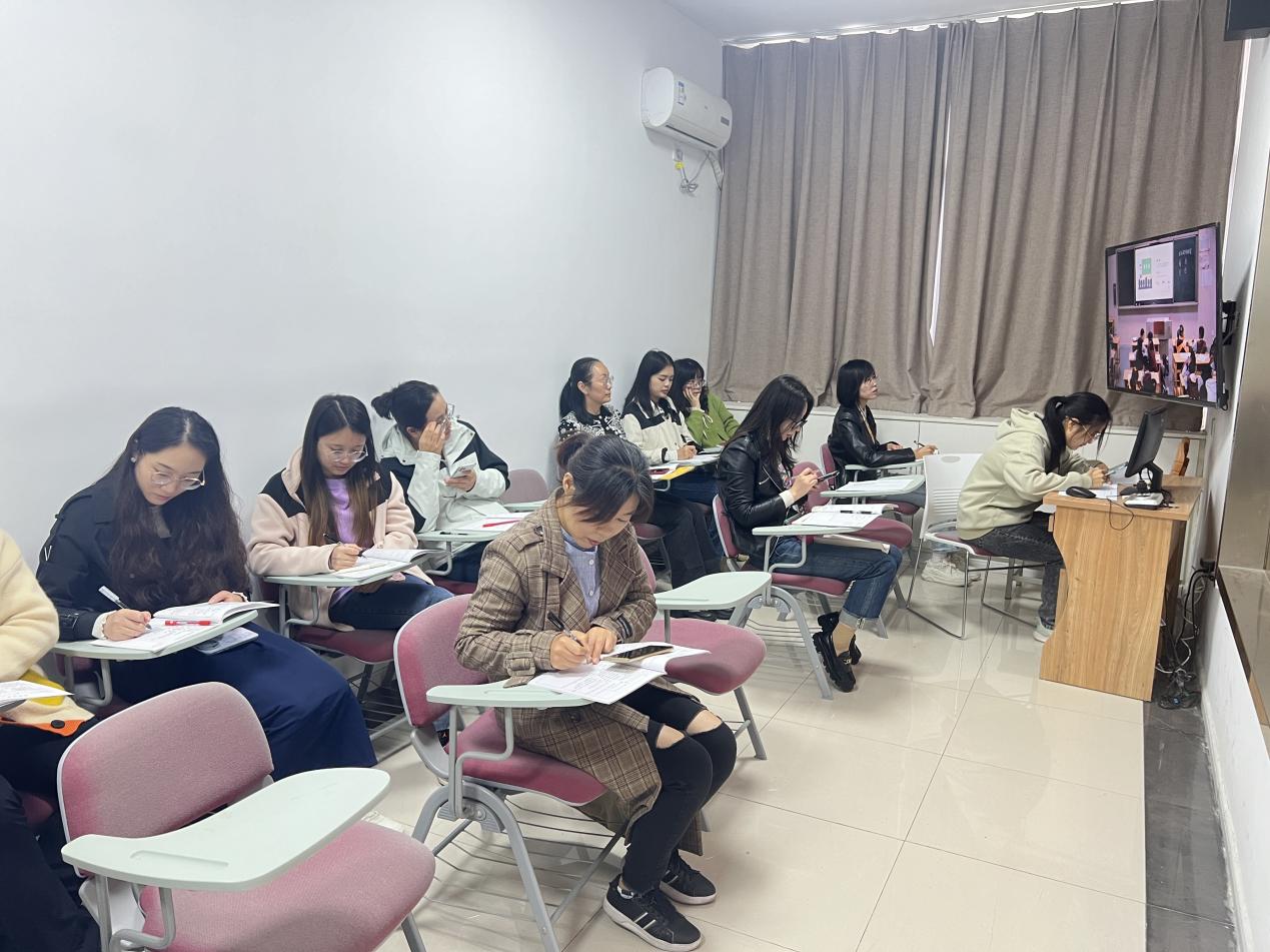 10.22报道_html_5265de93.jpg