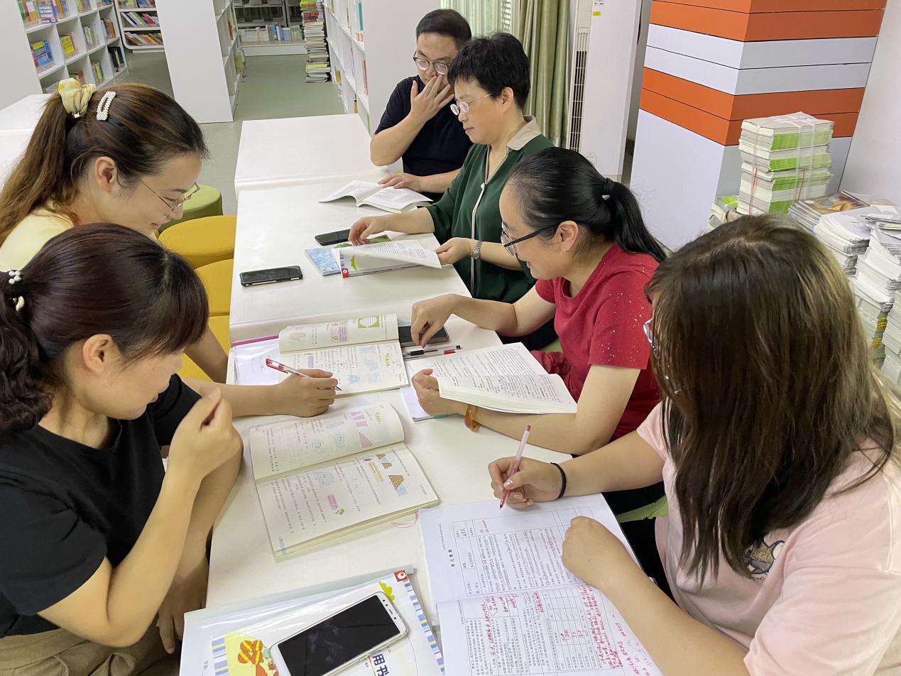 数学集体备课9.28_html_592a15c5.jpg