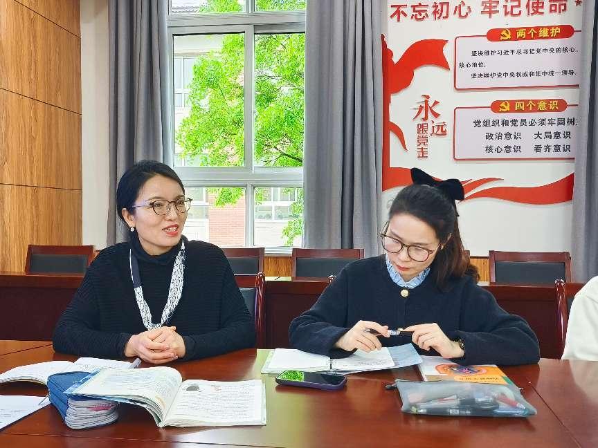 新建 DOCX 文档_html_m4553ac2d.jpg