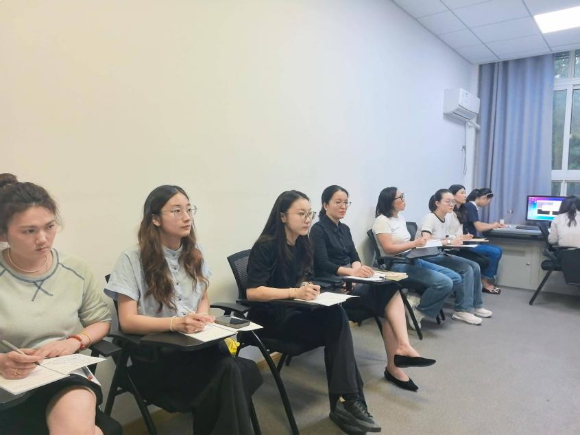看见每一个差异，赋能每一种生长——紫金小学语文教研组校本研训系列活动（二）_html_m2f5b1db1.jpg