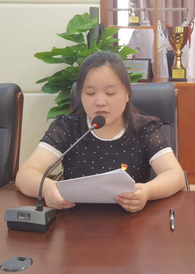 【尚美支部】徜徉行知路 花儿朵朵开_html_5543c676.jpg