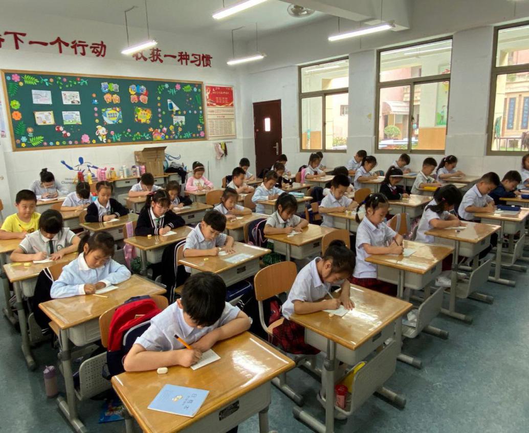 “正学好榜样,写好规范字”(2)_html_m19a5c1ba.jpg