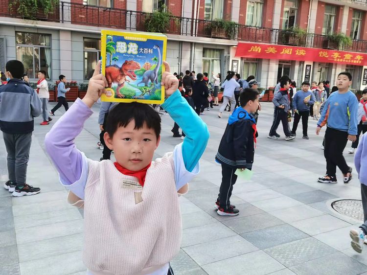 读书漂流报道_html_7ac05b2e.jpg