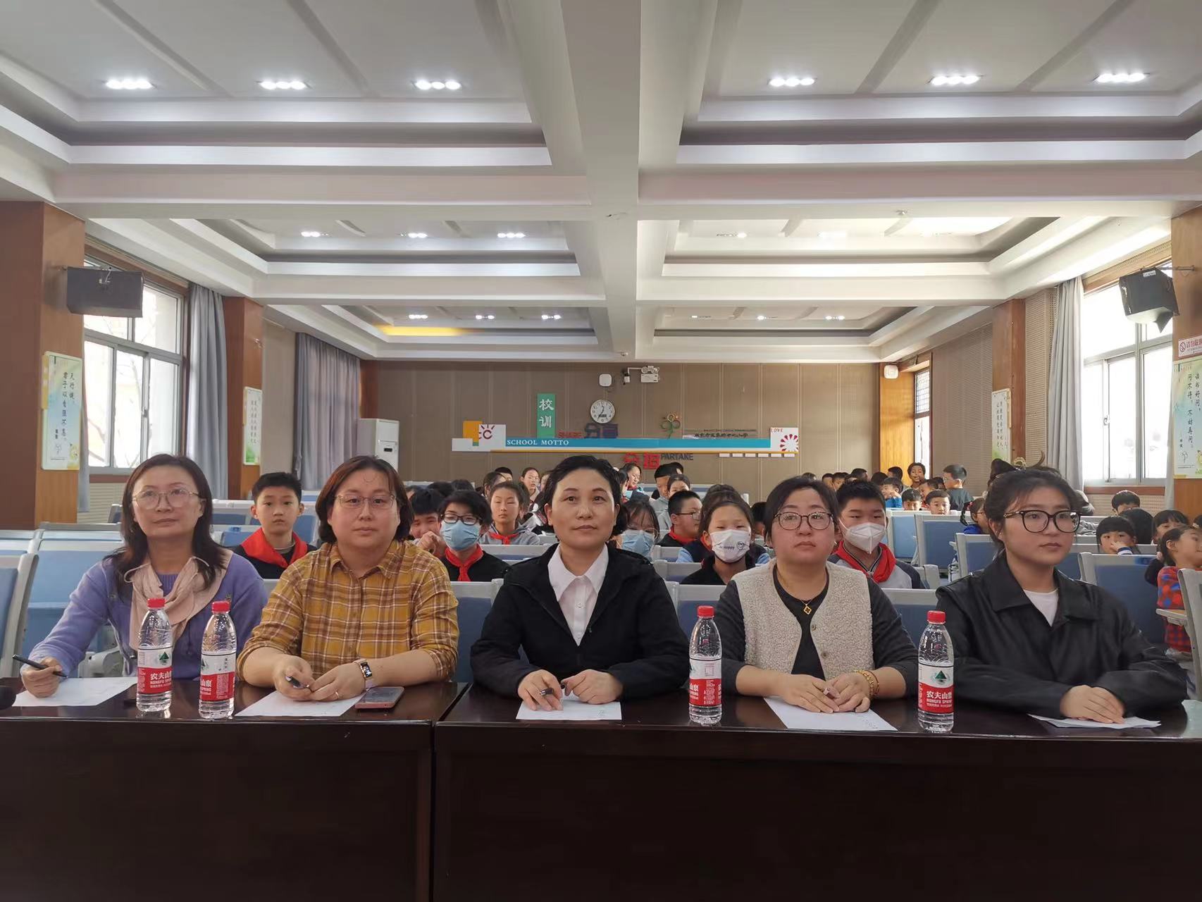 【尚美迈小】尚美娃娃 童心向党报道_html_3d073ae9.jpg