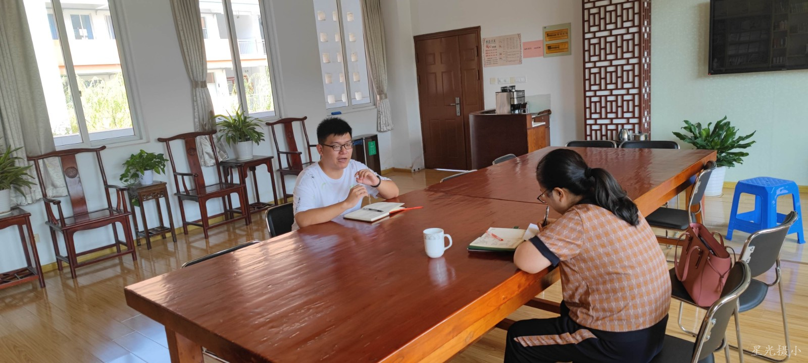 科学肖佳昊老师.jpg