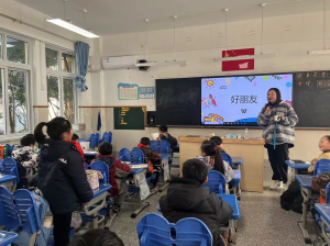 【星光摄小】以美育人 向美而行 ——摄小天佐路校区美术教研活动（一）