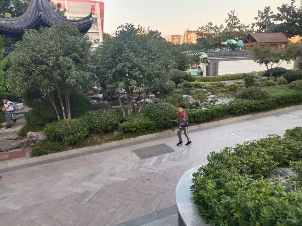 无线电侧向 中期报道_html_m7e9d041b.jpg