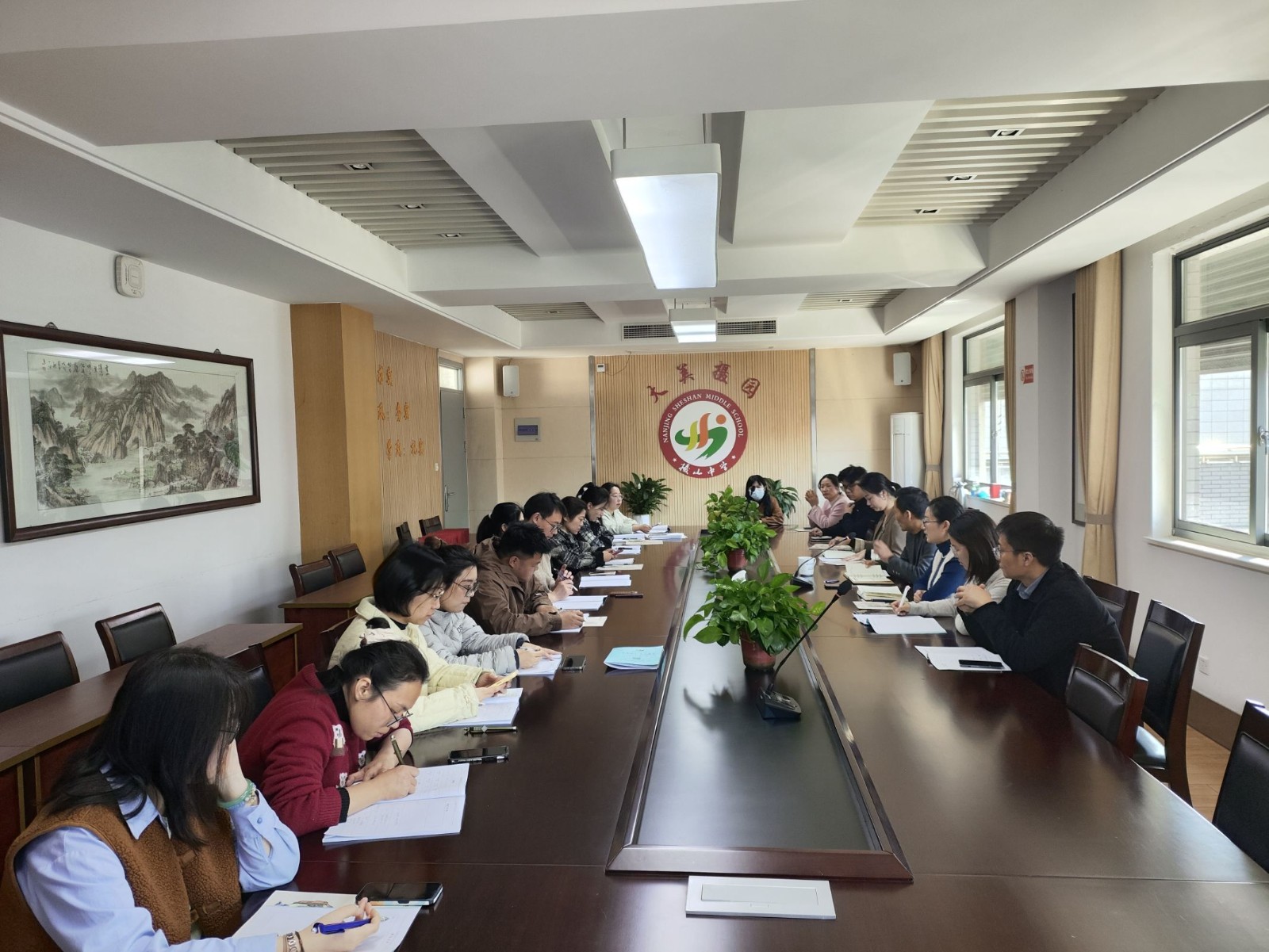 刘校2.jpg