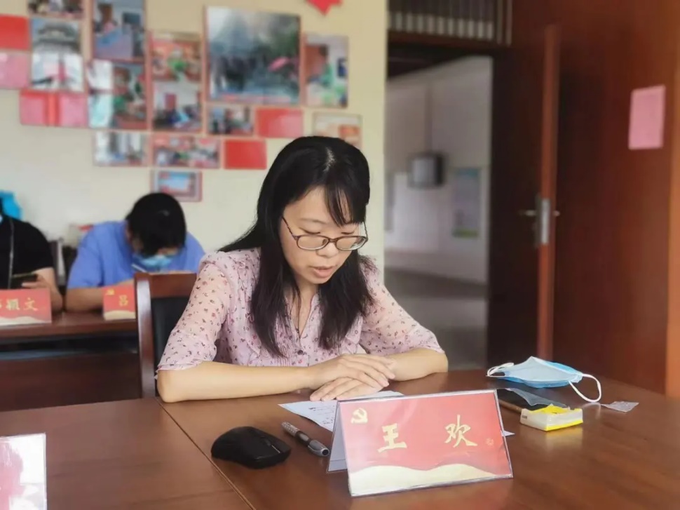 为学习贯彻习近平总书记在西藏考察期间的重要讲话精神_html_7812a3df.jpg