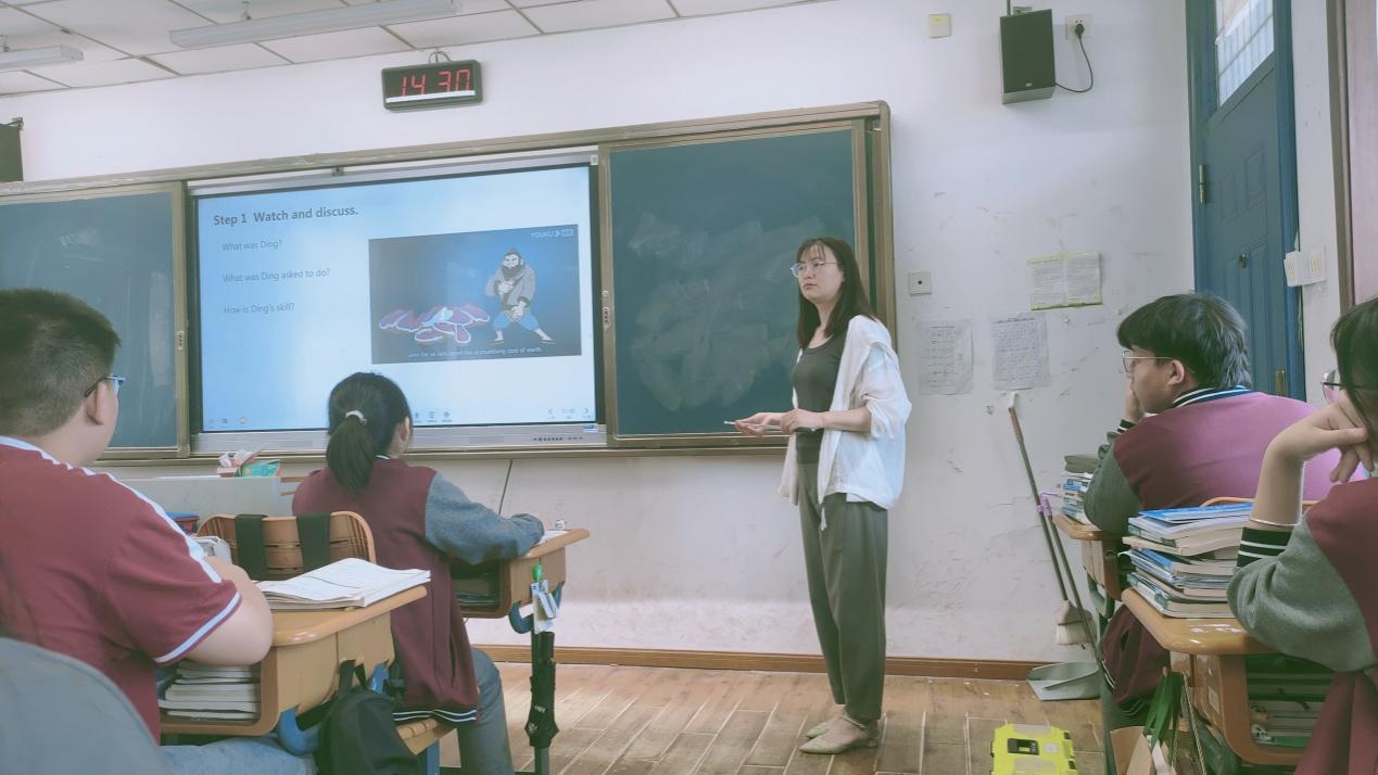 2023.6.8 英语组区级公开课通讯稿_html_m2c488f61.jpg