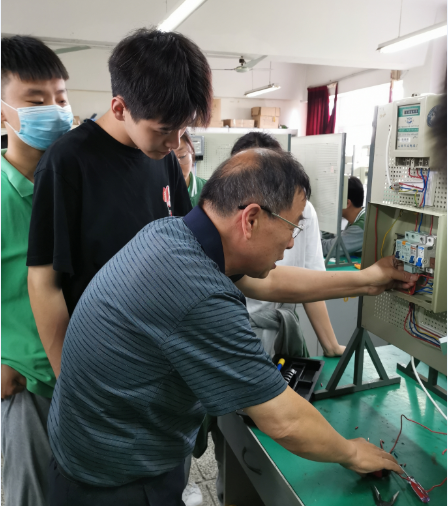 展专业技能，显专业风采--2020年机电工程系年段标高考试_html_m4634974.png