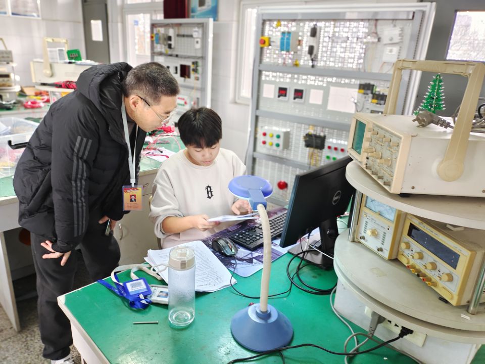 课后服务专项督导报导20221209(改）_html_m49c00dd.jpg