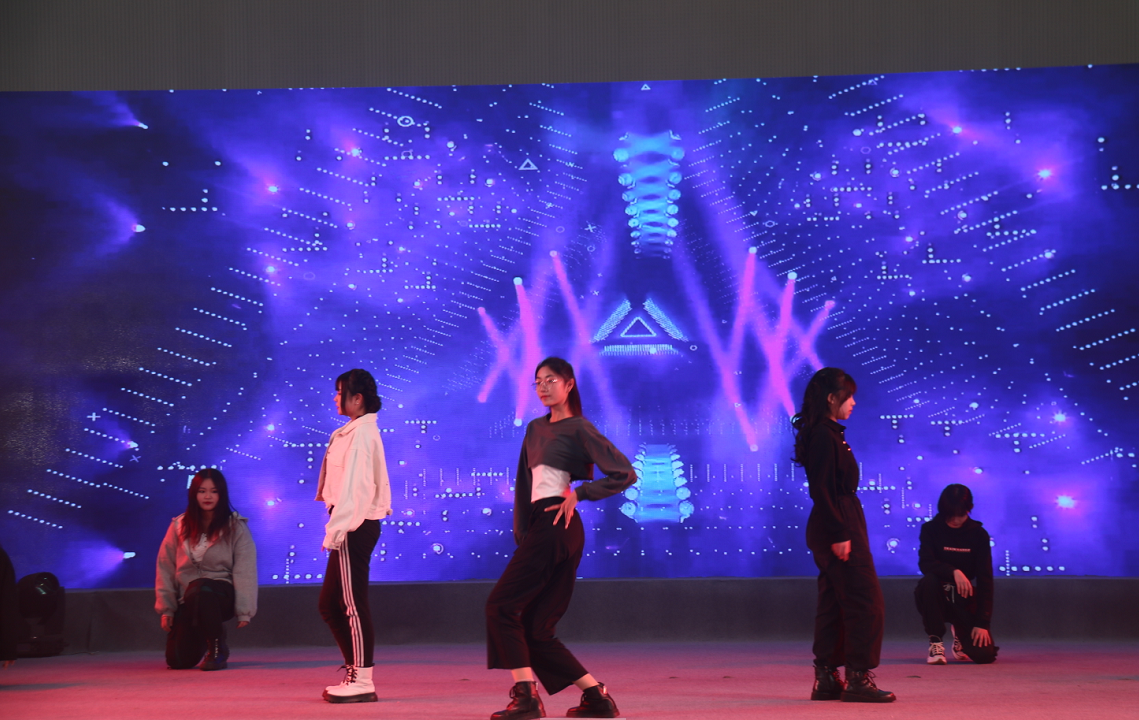 新闻稿  （终）_html_dfa71e4.png