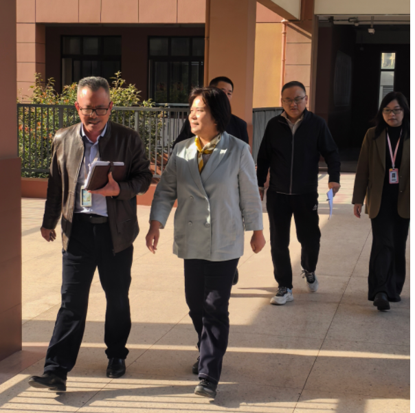 区人大常委会教科文卫委调研南京新港中专学校 共谋职业教育高质量发展新篇章_html_ma80df44.png