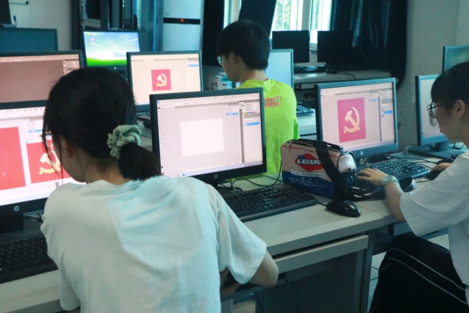 技能节通讯稿（改）_html_m6785ae69.jpg