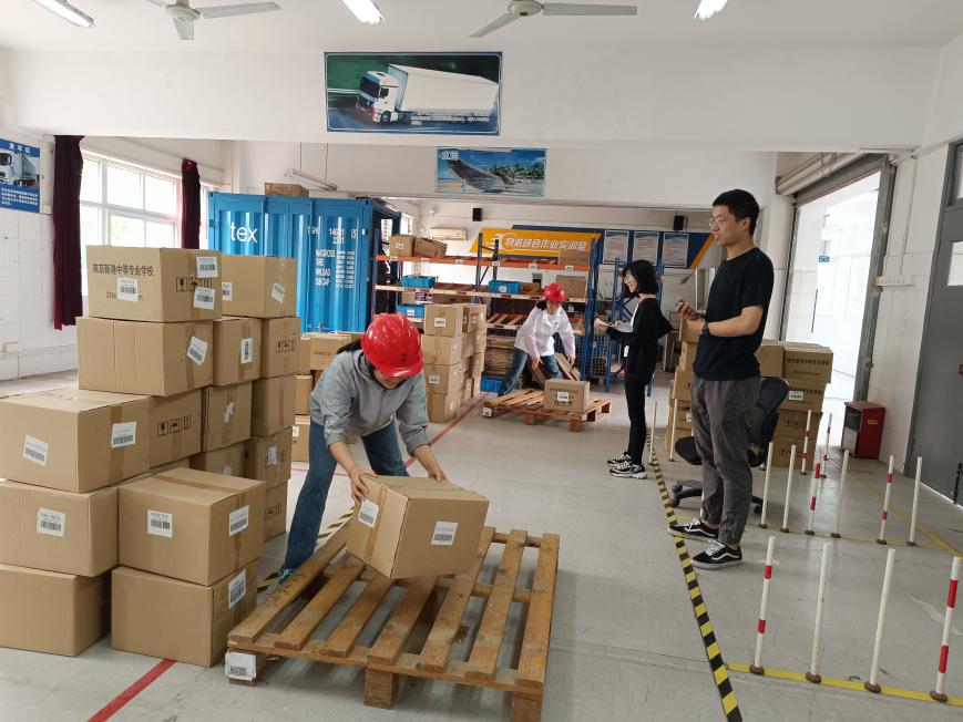 匠心筑梦 技创未来_html_m13c6db02.jpg