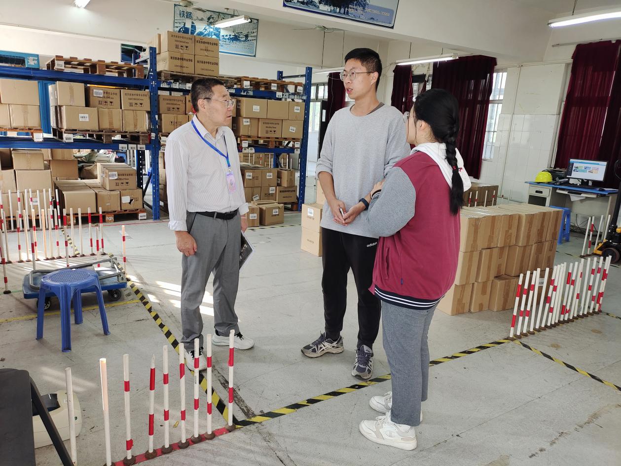 10月份栖霞区责任督学专项督导纪实_html_m6ec65a1.jpg