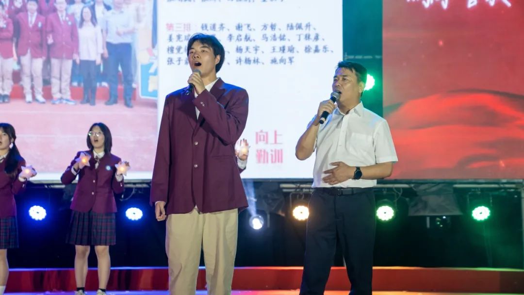 从成人门到工匠路，南京新港中专这场成人礼让传统与匠心同频共振！_html_443203ca.jpg