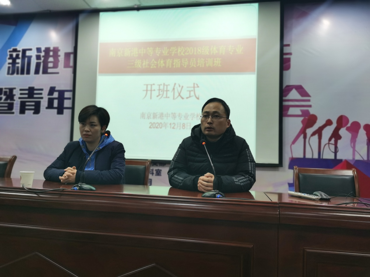 立足课堂_html_m22236eff.jpg