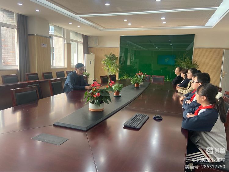 2021年10月龙潭中小学龙岸花园校区督导新闻报道_html_21f135b3.jpg
