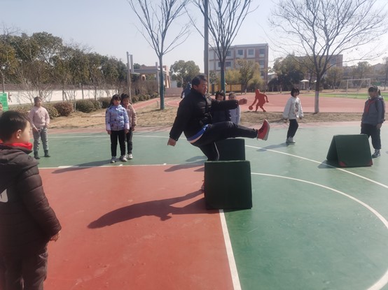 【雅韵靖小】靖安小学2月份体育组教研活动