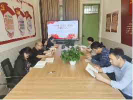 【江畔先锋】学条例 明底线 强自觉—龙潭中心小学江畔人家分校党支部主题党日活动_html_m6733ff14.png
