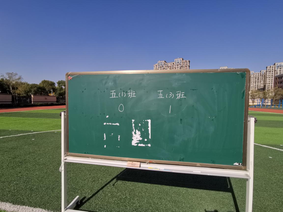 校园足球联赛学生风采