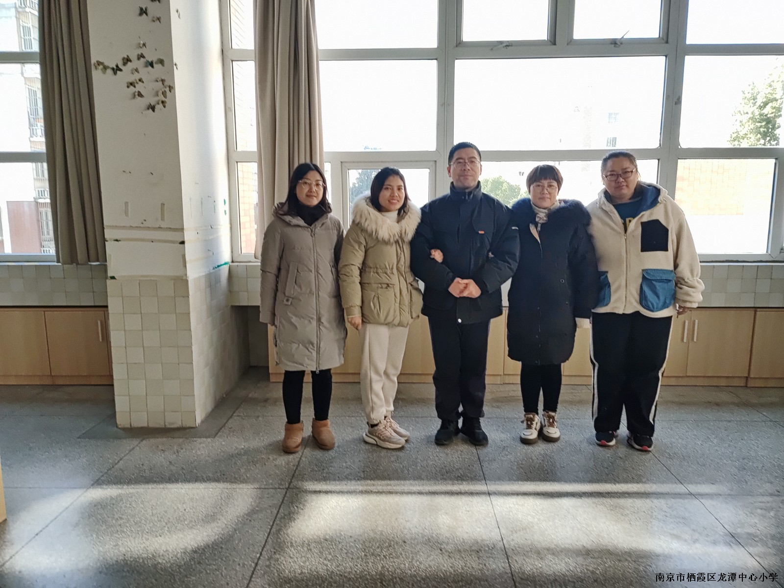 【灵美龙小•江畔】同心齐进，逐梦未来 ——龙潭中心小学江畔人家分校12月份英语组活动