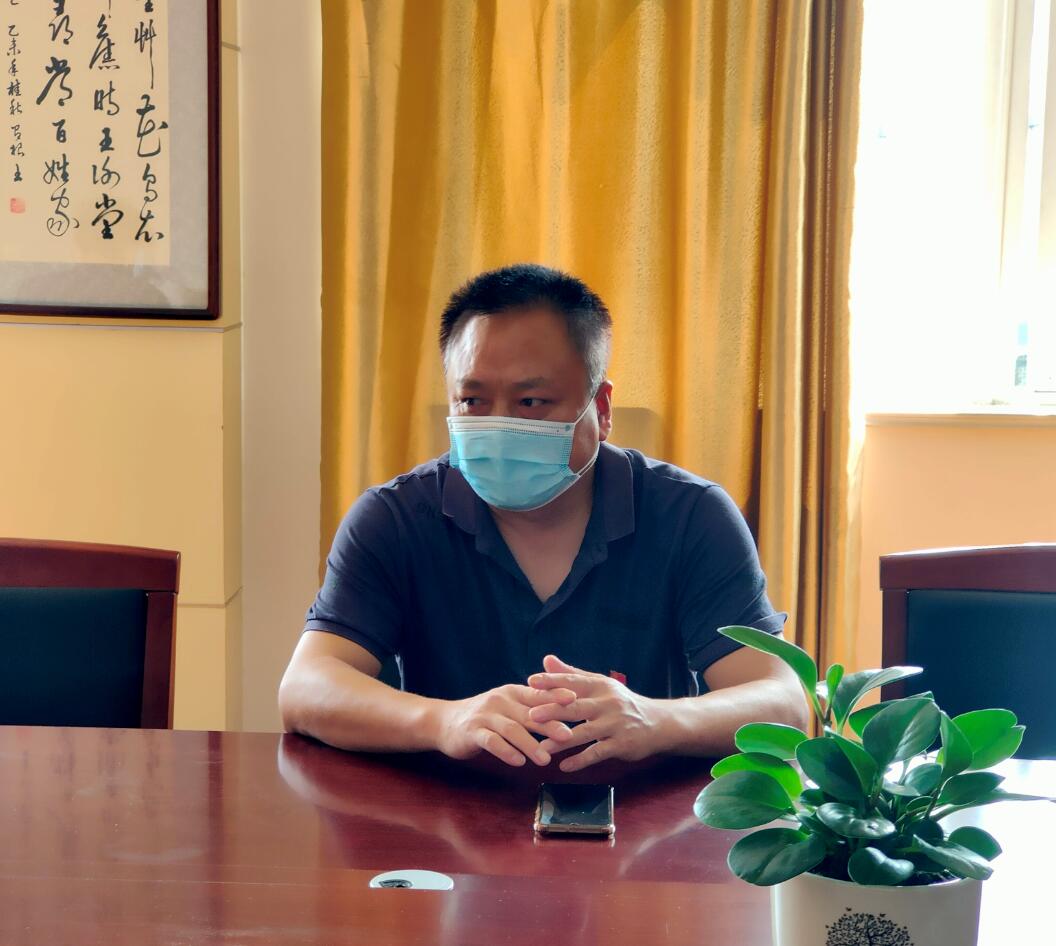 钱.jpg
