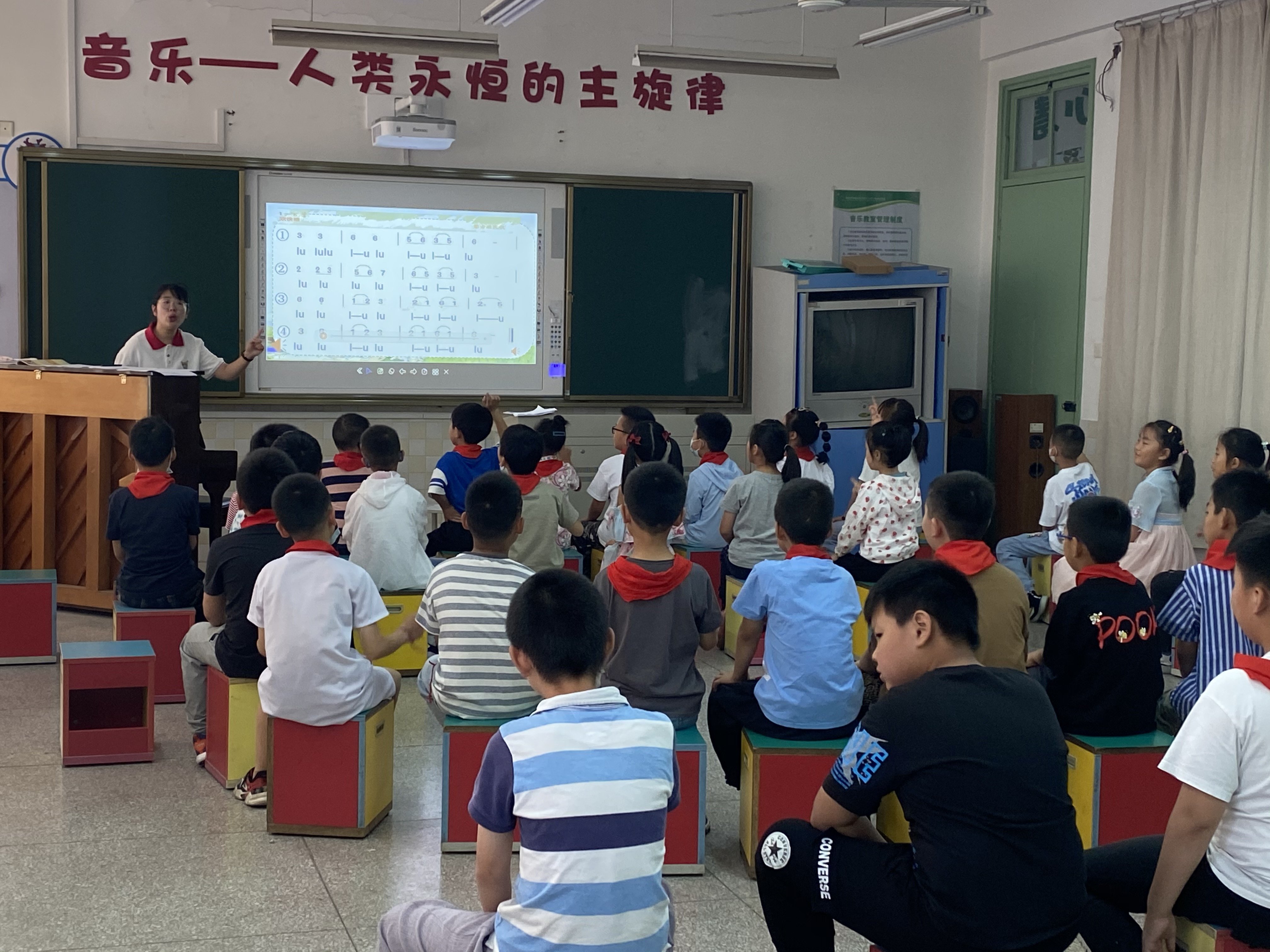 【灵美龙小·江畔音乐】探索、总结、创新  ——江畔音乐教研组音乐教研活动（五）
