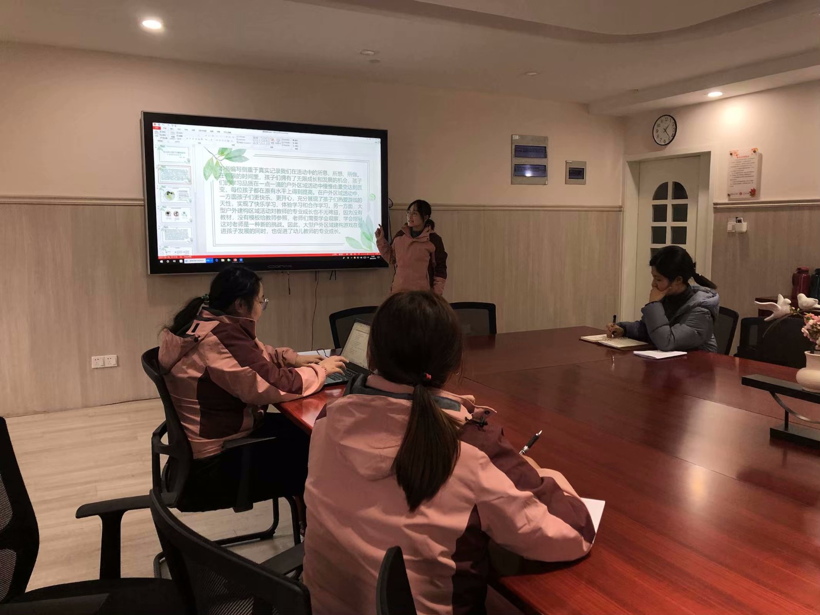【枫香栖幼】阅读助思考  理论助发展 ——记栖幼石埠湾园观察教研组活动暨寒假阅读分享活动