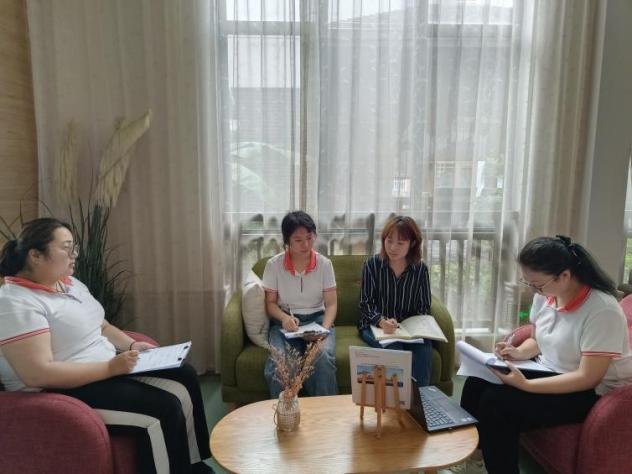 220930科学衔接 助力成长——记栖霞幼儿园石埠湾园幼小衔接观摩活动 马思睿_html_7d3eeccc.jpg