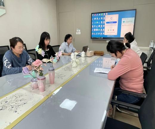 240424春暖花开 共赴“食”光--栖霞幼儿园翡翠天悦园膳食委员会_html_m745eaa5e.jpg